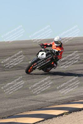 media/Oct-13-2025-Moto Forza (Mon) [[a66d839500]]/4-C Group/Session 2 (Bowl)/